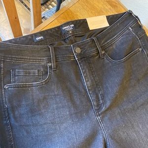 Black Jean never worn